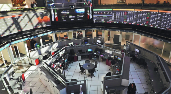 Bolsa mexicana pierde casi 3% ante las preocupaciones por el impacto de la guerra en Oriente Medio