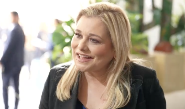 Maru Campos asiste al Segundo Informe de Libia Dennise García y reconoce avances en Guanajuato