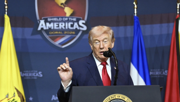 “No voy a aprender su maldito idioma”: Trump genera polémica por frase en reunión con líderes de América