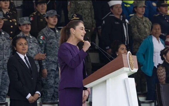 Sheinbaum reconoce a mujeres de las Fuerzas Armadas en el 8M