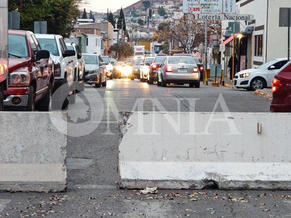 Persisten cierres y confusión vial en el Centro tras marcha del 8M