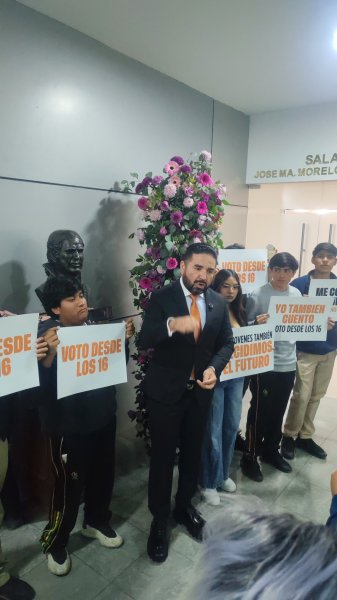 Propone Franisco Sánchez que adolescentes de 16 años ya puedan votar y ser votados