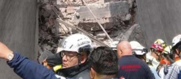 Recuperan cuerpos de los tres trabajadores que quedaron atrapados en edificio de San Antonio Abad (Video)