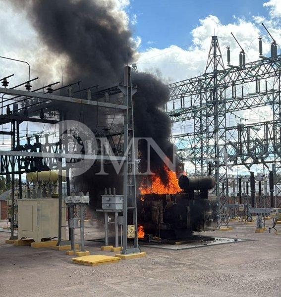 Incendio en subestación de CFE provoca apagón en varios sectores de la ciudad