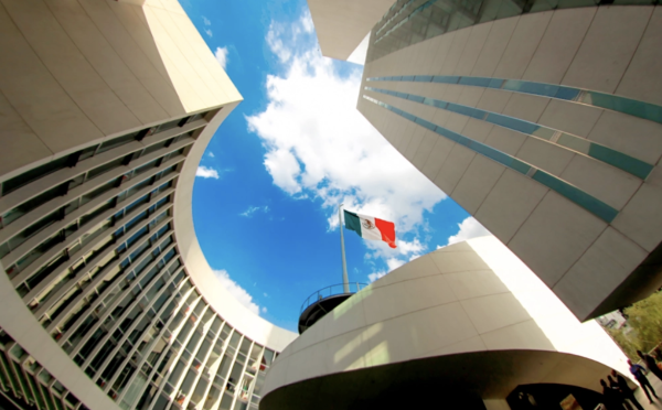 Senadores aprueban en comisiones limitar las pensiones de las entidades públicas