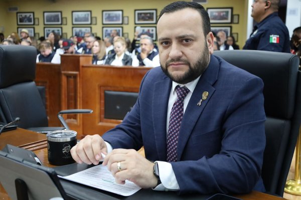 “Una victoria del pueblo; viene la venganza de los represores”: Arturo Medina por fracaso de reforma electoral