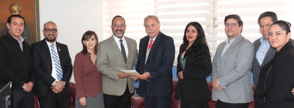 Se registra el Lic. Héctor Vázquez Domínguez para dirigir el Colegio de Abogados