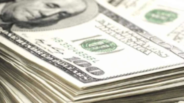 Peso mexicano se deprecia ante el fortalecimiento del dólar por la guerra en Oriente Medio