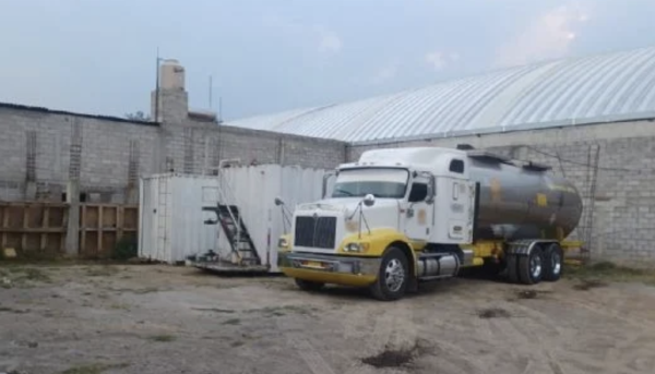 Aseguran predio con 100 mil litros de huachicol en Tultepec; presumen que lo operaba el CJNG