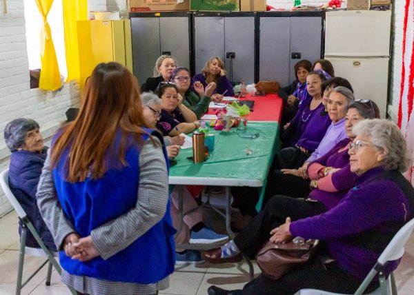 Imparte SDHyBC taller de atención psicosocial a usuarias del Centro Comunitario Villa Revolución