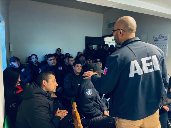 Capacitan a custodios y policías en materia de prevención y combate de la tortura en Guachochi
