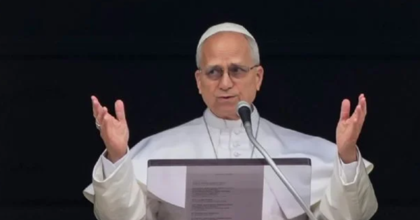 Papa intensifica su exhorto a un alto el fuego en Irán al dirigirse a responsables de la guerra