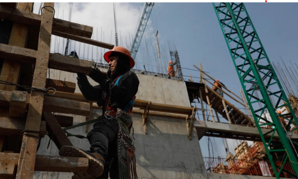 Producción industrial se contrajo 1.1% en enero: Inegi