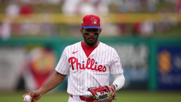 MLB suspende 80 juegos a Johan Rojas, de los Philadelphia Phillies, tras prueba antidopaje
