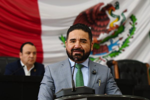 Solo los chihuahuenses debemos decidir sobre libros y programas en las escuelas: Sánchez