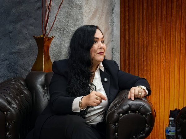 Señala Martha Serrano haber sido víctima de violencia de género por Luis Villegas