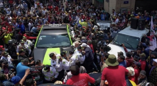 La CNTE amaga con boicotear el Mundial; “si no hay solución, no va a rodar el balón”