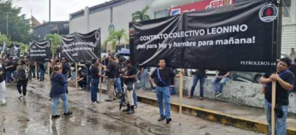 Trabajadores petroleros marchan 