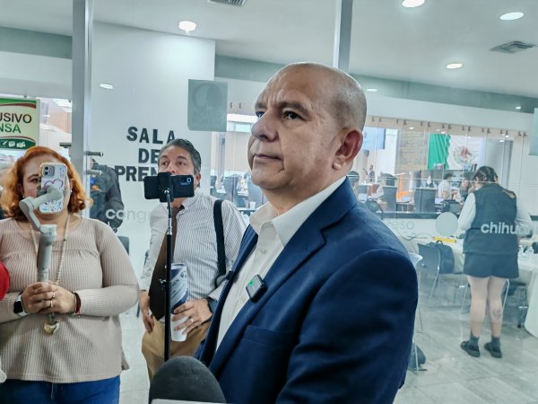 Que Morena busque colgarse de la imagen de Sheinbaum en el 27; dice Cuauhtémoc que es sólo “una percepción”