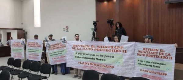 Protestan en Congreso de Sinaloa contra 