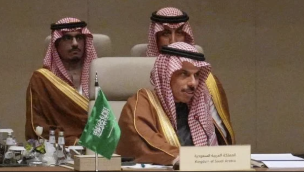 Israel dice que ya no atacará yacimiento iraní de gas natural