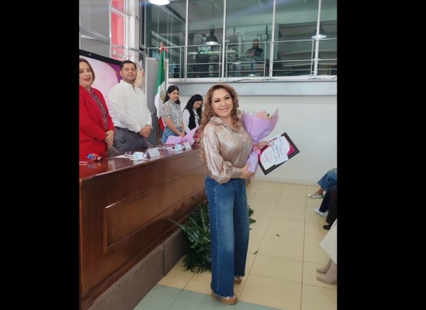 Entrega Congreso premios a la “Compañera Destacada” 2026