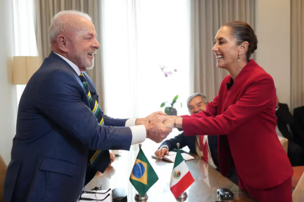 Lula da Silva propone a Sheinbaum alianza entre Petrobras y Pemex para exploración petrolera