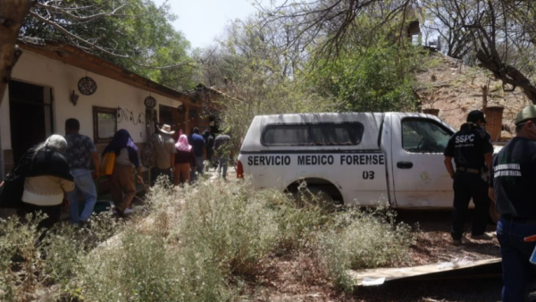 Caso Ayotzinapa: Localizan restos óseos de 2014 en funeraria El Ángel, de Iguala