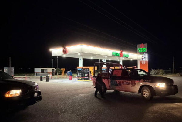 Ataque armado en gasolinera de la carretera Chihuahua–Cuauhtémoc deja pareja ilesa