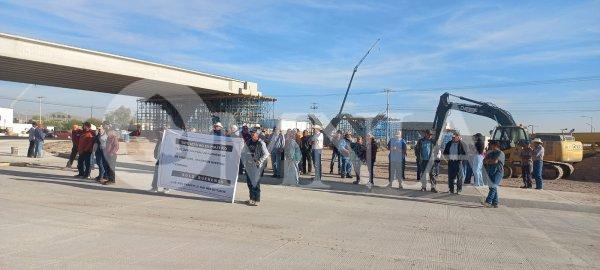 Ejidararios de Tabalaopa paran obra de puentes en carretera Aldama y Fuerza Aérea