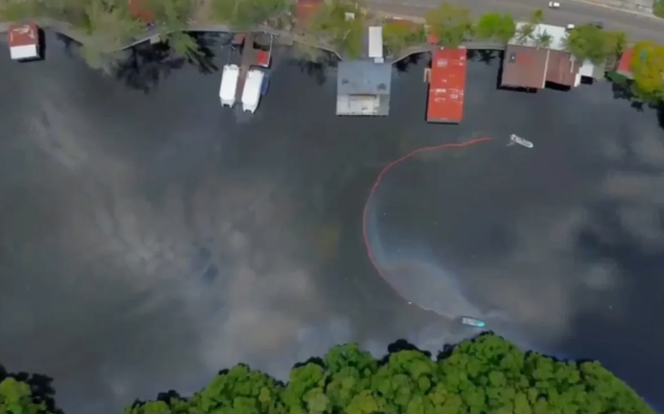 Sheinbaum dice que derrame de hidrocarburo en golfo de México fue de un barco