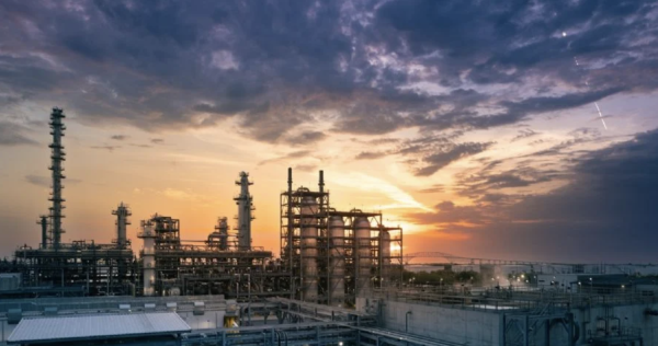 Se registra una explosión en la refinería de Valero en Port Arthur, Texas