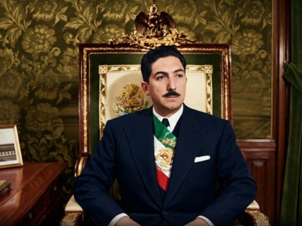 El primer presidente licenciado que hizo que todo México quisiera ser 