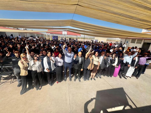 Clausura Gilberto Loya programa de prevención en escuela de Aquiles Serdán