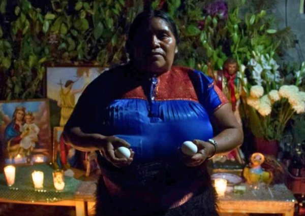 Curar de espanto, el remedio a una de las enfermedades más populares de México