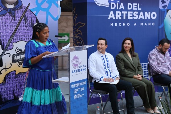 Reconoce Estado trayectoria de artesanos chihuahuenses