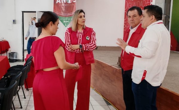 Janeth Montes iguala a Javier Corral con Brenda Ríos en mote de 