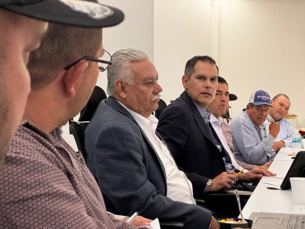 Presenta Gilberto Loya resultados de seguridad ante sociedad civil y sector económico de Camargo