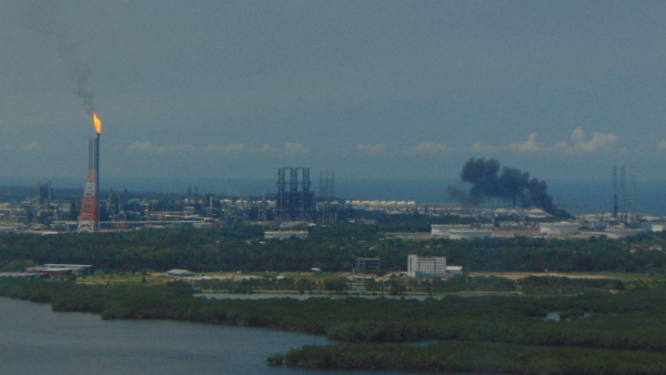 Recolectan 700 toneladas de contaminantes en 39 playas del Golfo de México por derrame de hidrocarburo