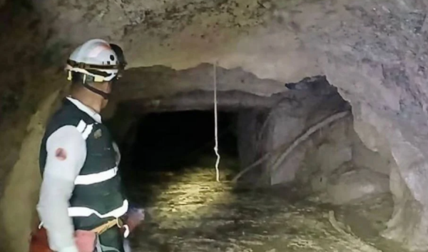Localizan y rescatan vivo a uno de los cuatro mineros atrapados en Sinaloa en el quinto día de trabajos