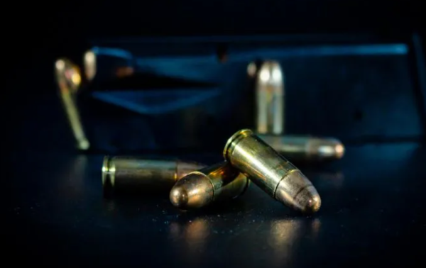 Alumno entra armado a su escuela y mata a un compañero en Argentina