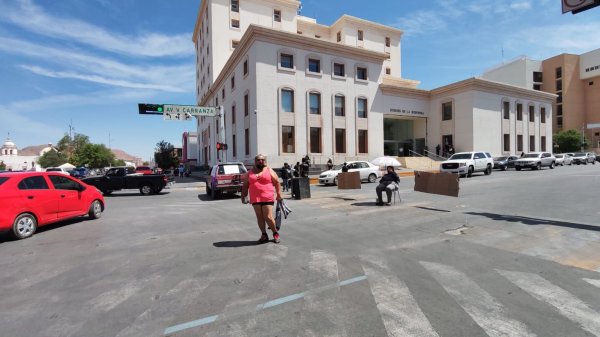 Cuestiona Gobierno estatal manifestación en el Centro; señala falta de claridad en demandas
