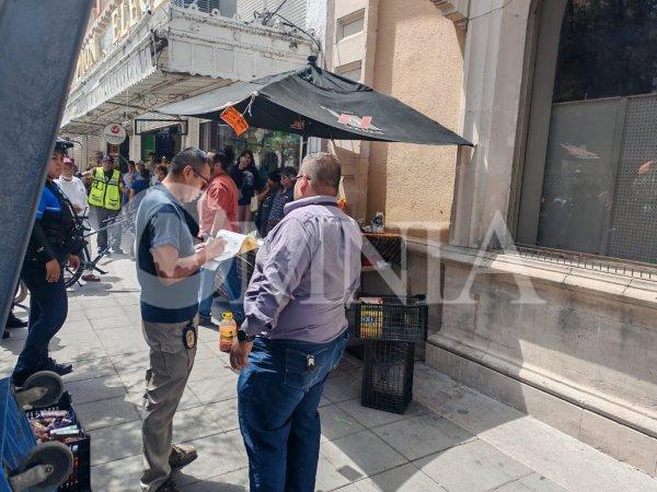 Gobernación realiza decomiso a vendedor ambulante por falta de permiso