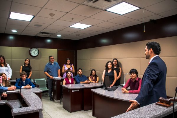 Invita TSJE a Litigantes al Curso en materia del Código Nacional de Procedimientos Civiles y Familiares