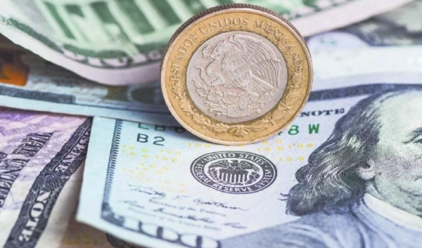 Peso mexicano se aprecia, pero perfila su peor caída en un mes desde agosto de 2024