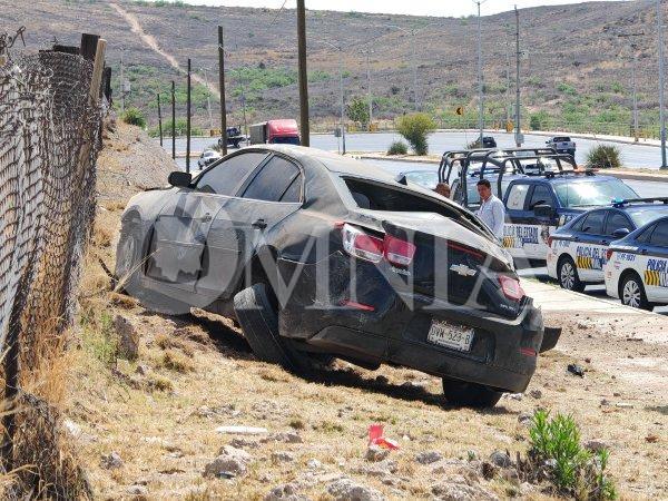 Vuelca sobre el R.Almada, intenta huir y es detenido