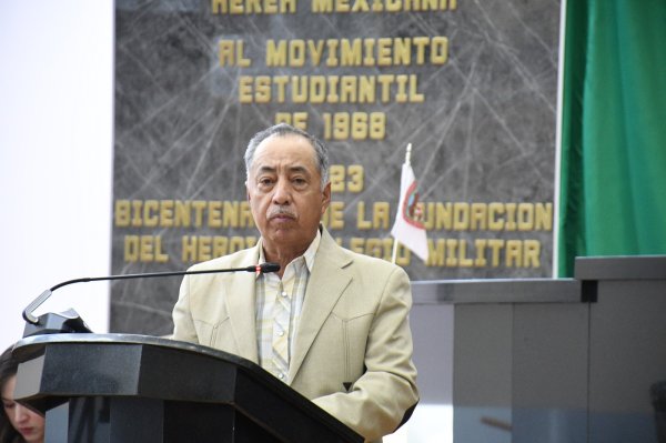 Exige Arturo Zubía al Gobierno Federal estabilizar precios del diésel