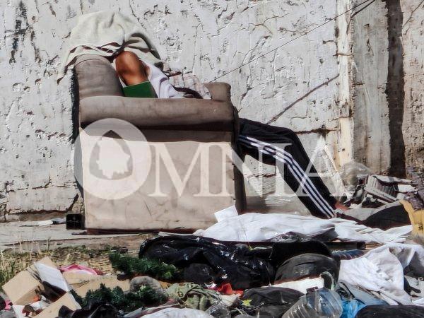 Muere hombre de presunta sobredosis en terreno de El Bajo