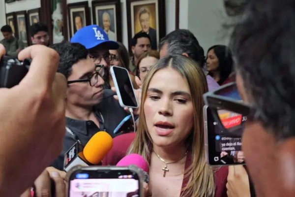Ana Miriam Ramos rinde protesta como alcaldesa sustituta de Culiacán