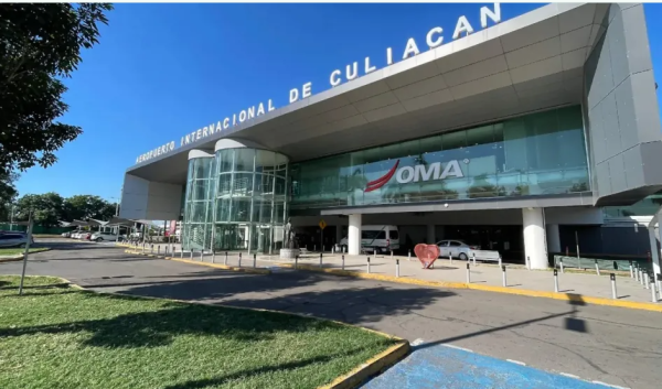 Aterriza avión de la DEA en Culiacán dos horas antes de la renuncia de Rocha Moya